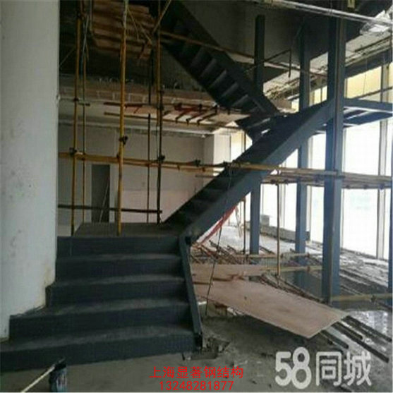 鋼結(jié)構(gòu)樓梯